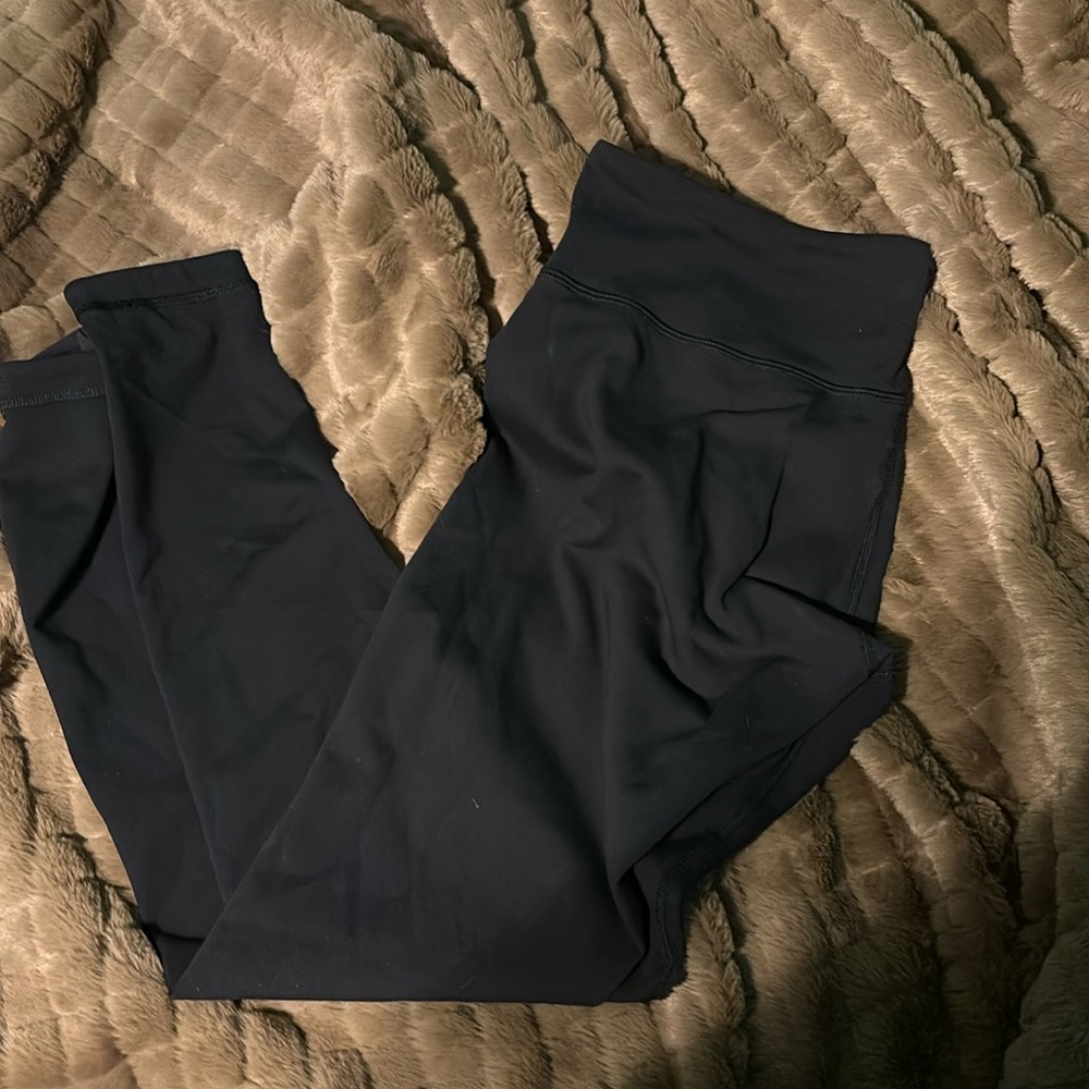 Women's Wunder Under. Inseam 30"